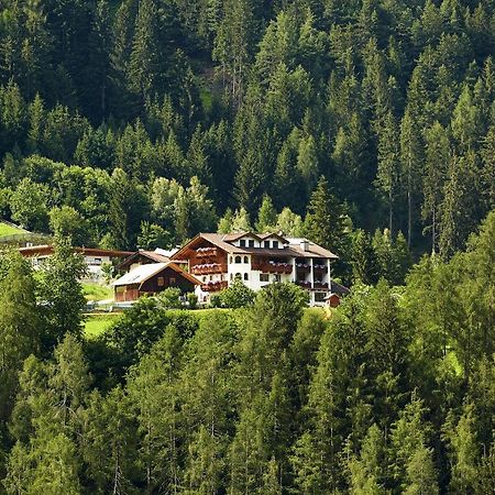 Gasthof Groebenhof Fulpmes Exterior photo
